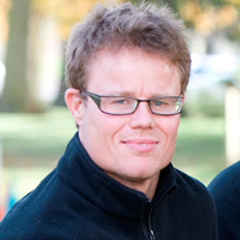 Steve Thomas headshot Steve Thomas